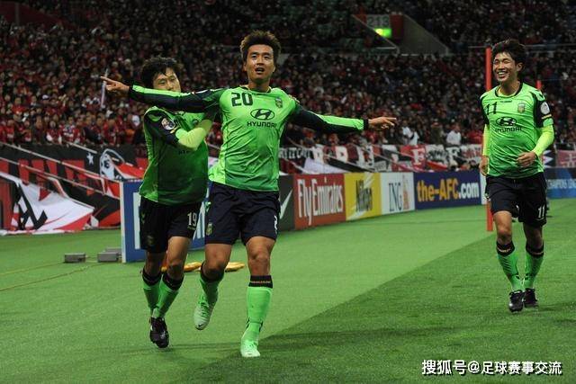亚冠8强对阵:泰山战横滨水手 利雅得胜利遇艾因