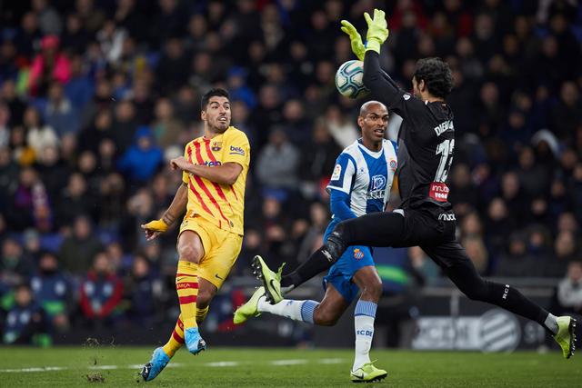 王哲林41+9上海胜天津 程帅澎18分浙江胜宁波